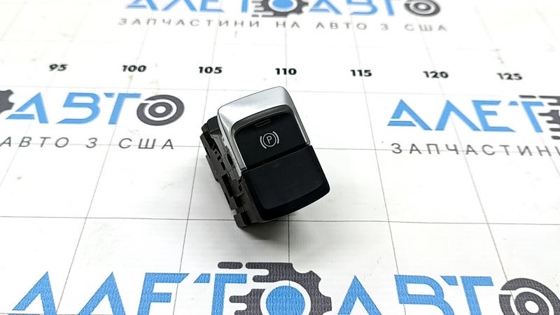 Кнопка паркинга Audi Q3 8U 15-18
