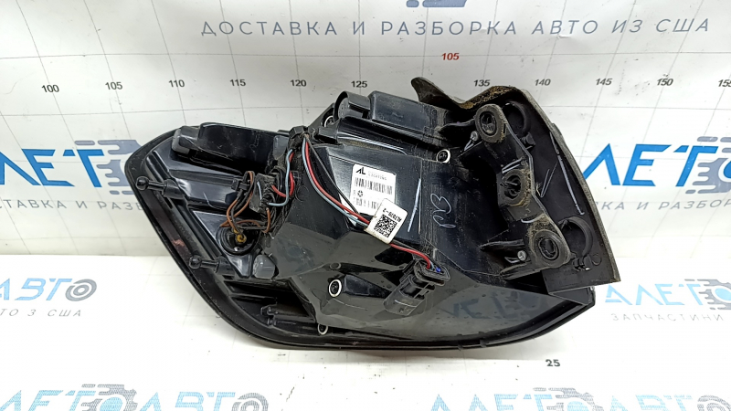Фонарь внешний крыло правый Jeep Compass 19-26 галоген, трещины на стекле