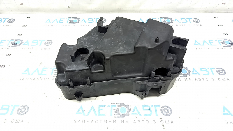 Корпус подкапотного блока предохранителей Audi Q7 4L 10-15