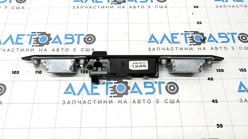 Планка подсветки номера двери багажника Audi Q7 4L 13-15 в сборе под камеру