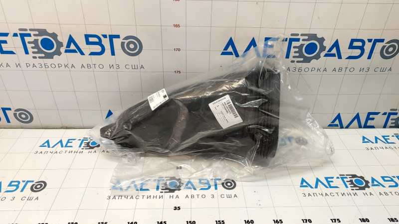 Воздуховод от воздухоприемника Audi A6 C7 12-18 3.0T