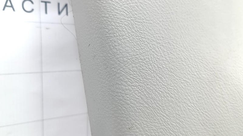 Накладка центральной стойки нижняя левая Lexus RX300 RX330 RX350 RX400h 04-08 серая, царапина