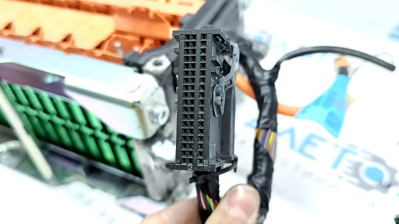 Модуль аккумуляторной батареи ВВБ Ford Fusion mk5 13-20 hybrid 0.7квт 135В без корпуса