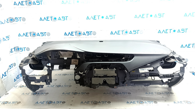 Торпедо передняя панель с AIRBAG Chevrolet Bolt 17-21 темно-серая, потертость, царапины