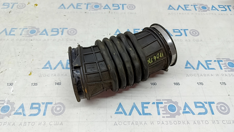 Воздуховод от фильтра Volvo XC90 16-22 T6 тип 2 под supercharger