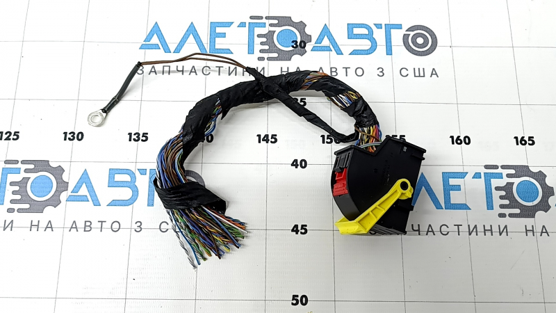 Фишка на модуль srs airbag компьютер подушек безопасности BMW 5 G30 17-23 большая