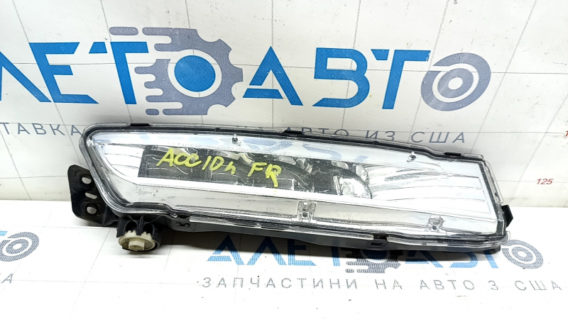 Противотуманная фара птф правая Honda Accord 18-22 песок