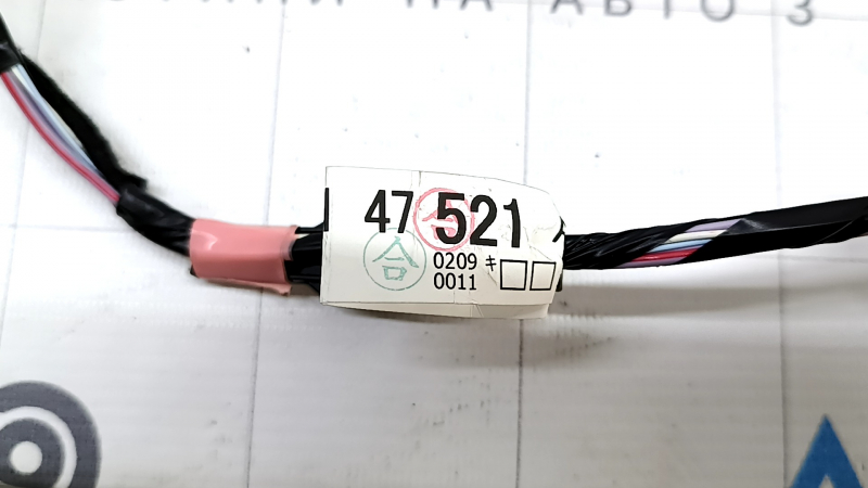 Проводка двери передней правая Toyota Prius 50 Prime 17-22 keyless