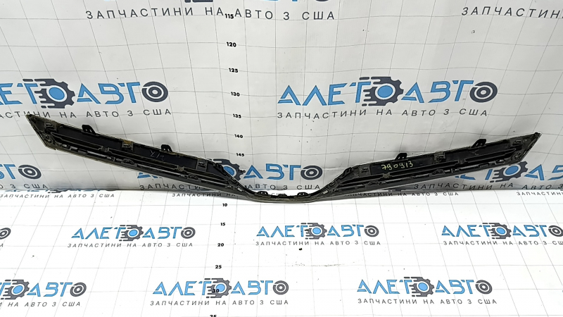 Решетка радиатора grill Toyota Camry 40-11 10-11 хром, песок