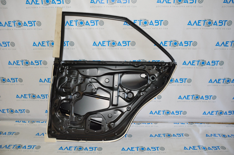 Дверь голая задняя правая Toyota Camry v55 15-17 usa