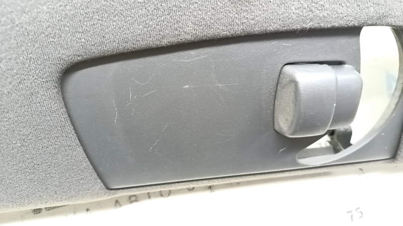 Накладка центральной стойки верхняя ремень правая Lexus GX470 03-09 серая, царапины