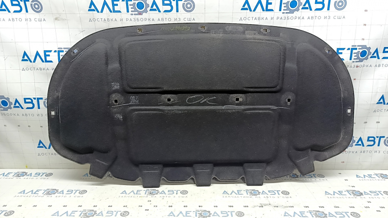 Изоляция капота VW Jetta 19-26 надрыв