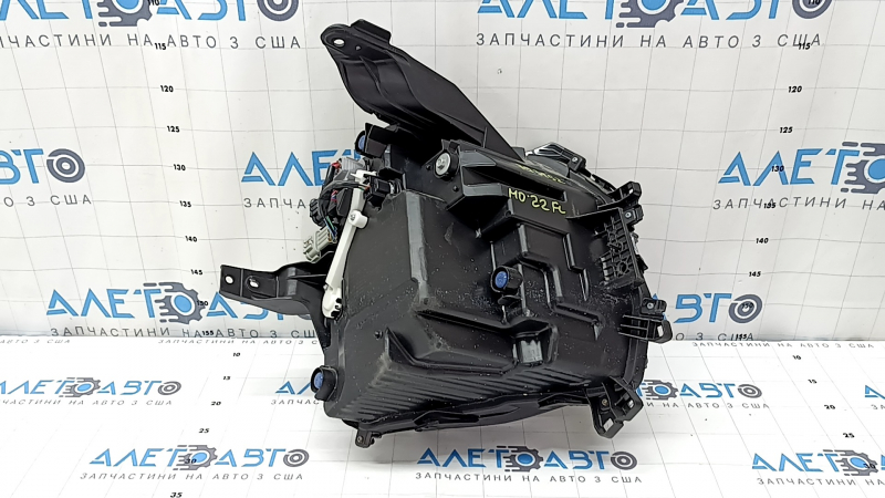 Фара передняя левая Mitsubishi Outlander 22-26 LED