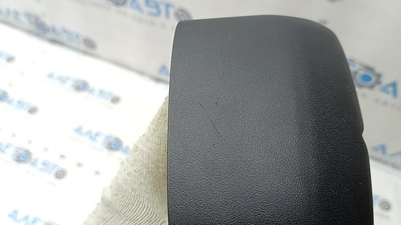 Подушка безопасности airbag в руль водительская Mitsubishi Outlander 22-26 черная, царапины, ржавый пиропатрон