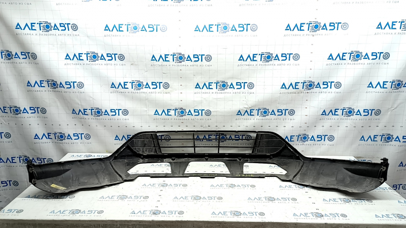 Губа переднего бампера Ford Escape MK3 17-19 рест, структура, песок, трещина, потерт
