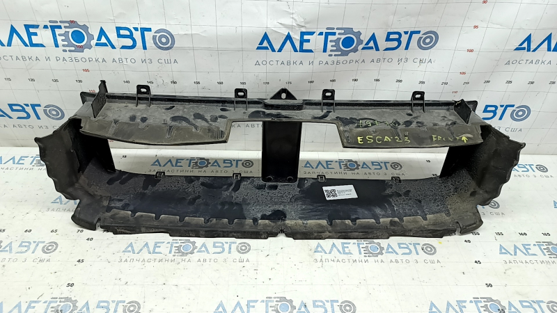 Воздуховод радиатора верхний Ford Escape MK4 23-26 надлом