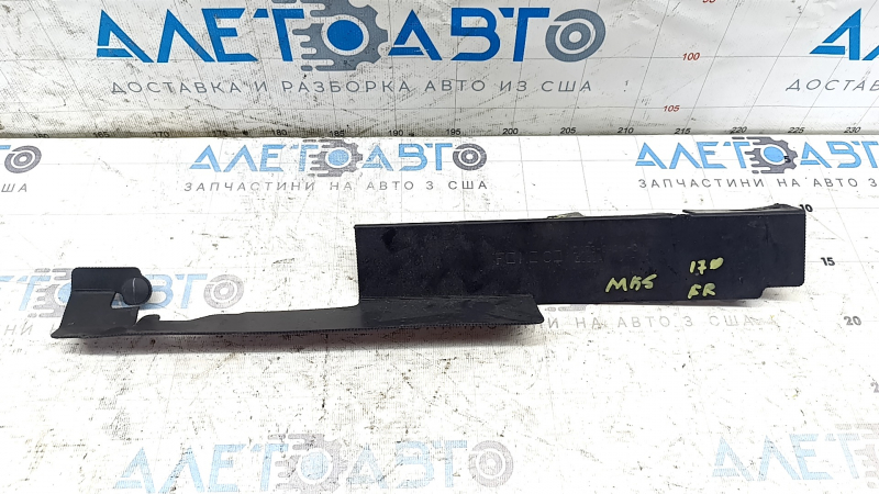 Дефлектор радиатора правый Ford Fusion mk5 13-16 1.6T, hybrid, без радара, надорвано крепление