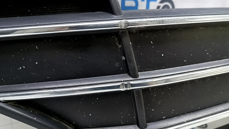 Решетка радиатора grill в сборе Hyundai Elantra AD 19-20 с эмблемой без радара, песок, царапины
