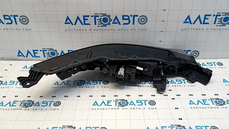 Поворотник ДХО левый Nissan Rogue 21-26 галоген + LED us built