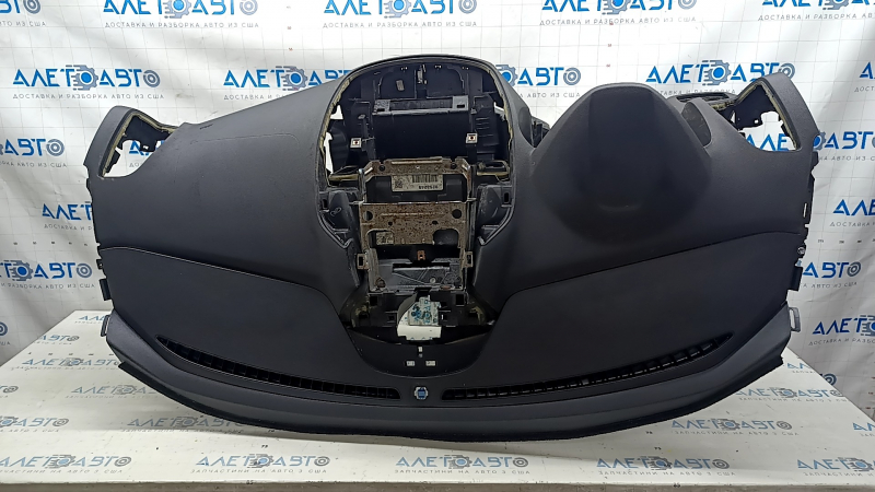Торпедо передняя панель с AIRBAG Ford Escape MK3 17-19 рест, черная, под химчистку, ржавый пирапатон