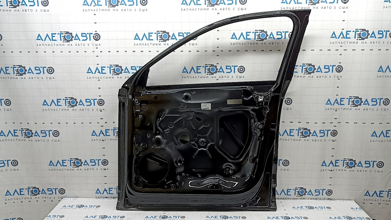 Дверь голая передняя правая Audi Q3 83A 19-25 черный LY9T, тычка