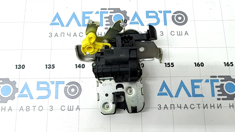 Замок двери багажника Audi Q3 83A 19-25