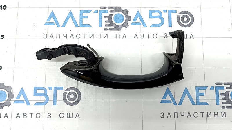 Ручка двери внешняя задняя правая Audi Q3 83A 19-25 keyless
