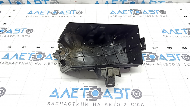 Корпус блока предохранителей подкапотный Audi Q3 83A 19-25