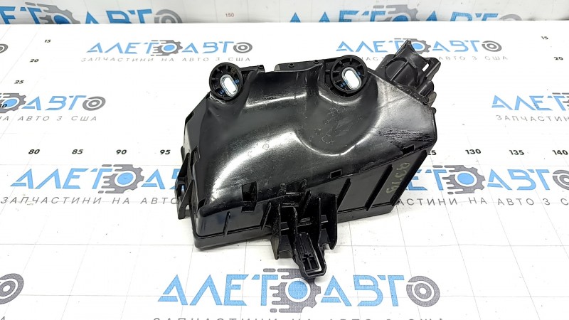 Корпус блока предохранителей подкапотный Audi Q3 83A 19-25