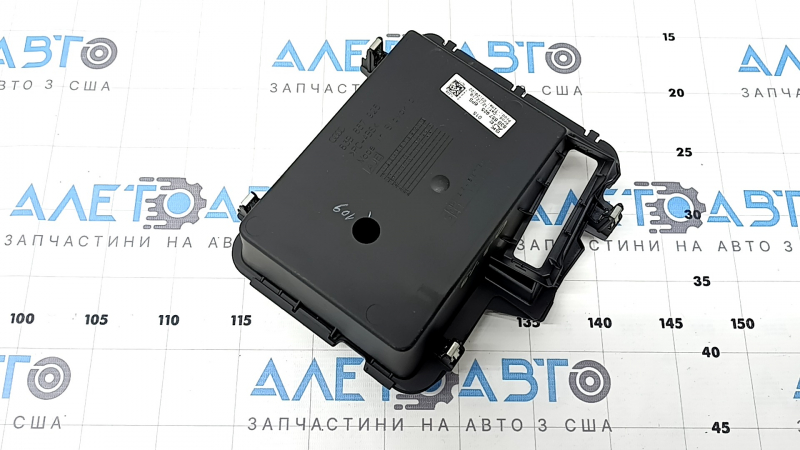 Бокс карман центральной консоли Audi Q3 F3 19-25 без коврика