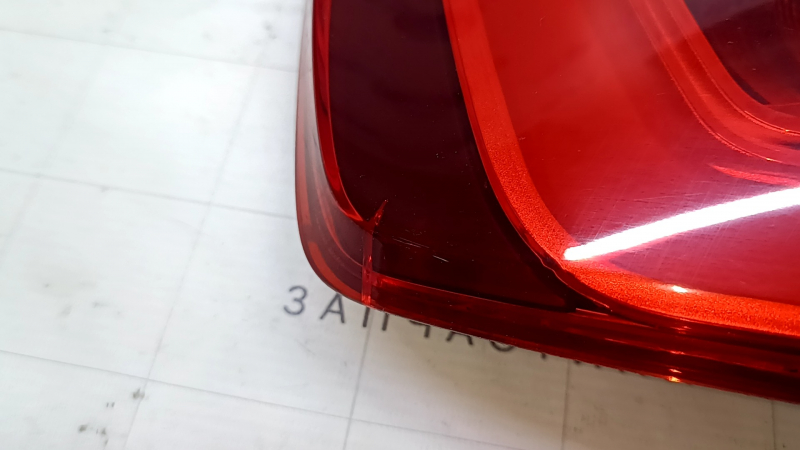 Фонарь внешний крыло левый Audi A3 8V 15-16 4d LED, трещины на стекле, отклеилось стекло