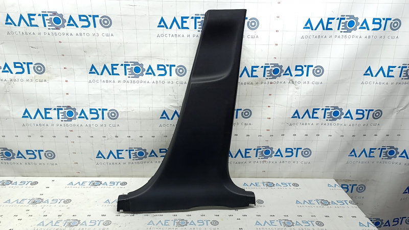 Накладка центральной стойки нижняя правая Mazda CX-5 17-25 черная, царапины