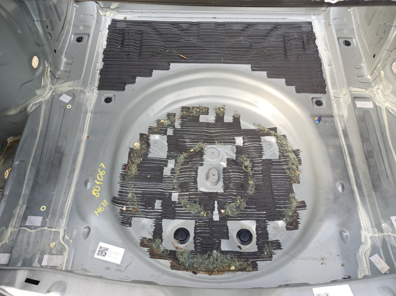 Корыто багажника Mazda 6 14-21 на кузове
