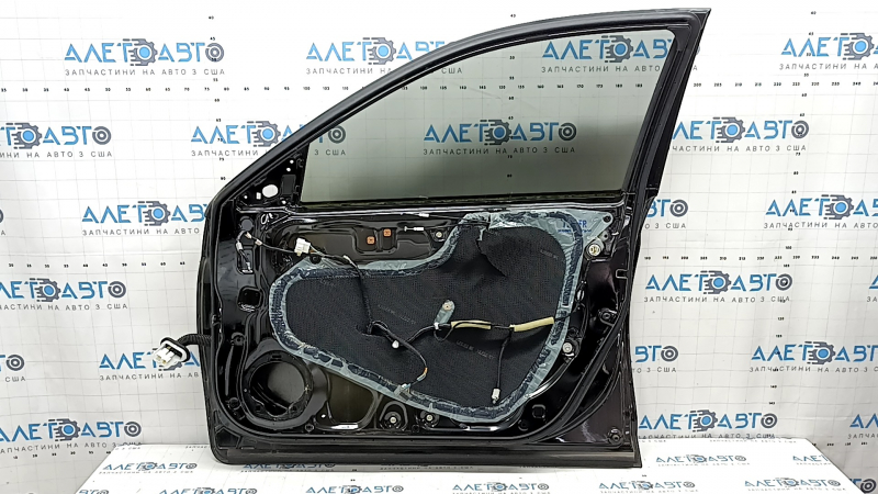 Дверь в сборе передняя правая Honda Accord 13-17 keyless, черный NH-731P, вмятины, тычки