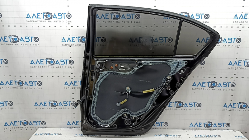 Дверь в сборе задняя правая Honda Accord 13-17 черный NH-731P, тычка