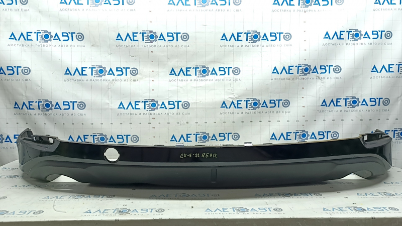 Губа заднего бампера Mazda CX-5 22-25 черный 41W, примята, царапины