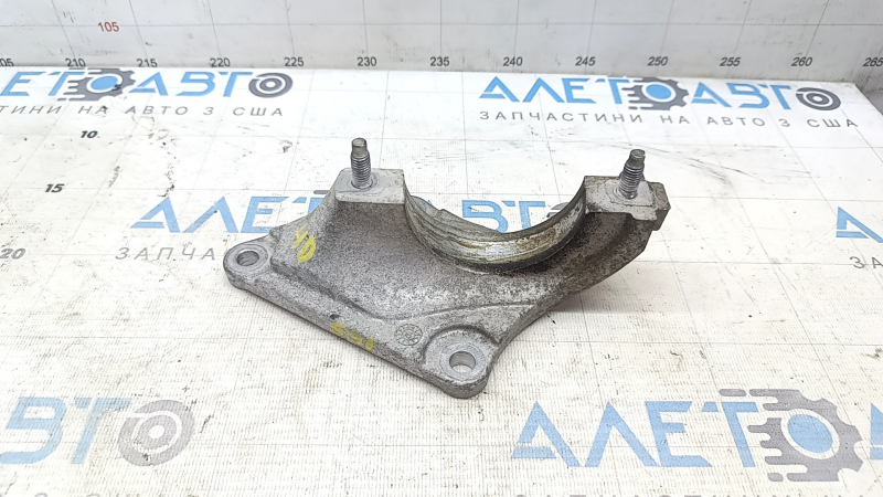 Кронштейн подвесного подшипника Ford Focus mk3 11-18 2.0 АКПП