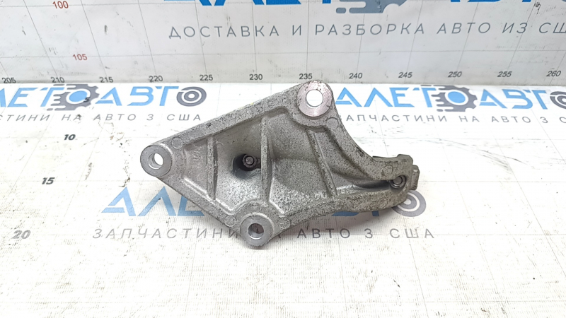 Кронштейн подвесного подшипника Ford Focus mk3 11-18 2.0 АКПП