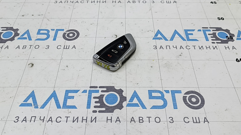 Ключ smart BMW X1 F48 16-22 4 кнопки, царапины, тычки, облез хром и покрытие
