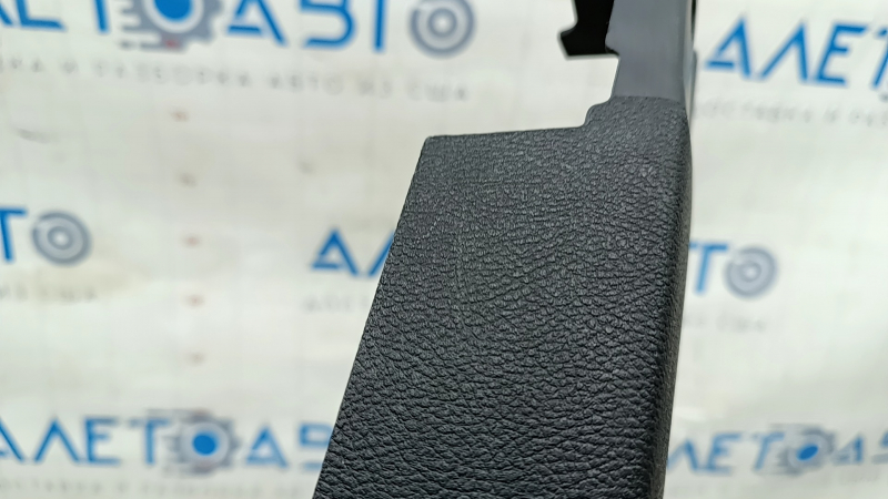 Накладка передней стойки нижняя правая Ford Fusion mk5 17-20 черн, царапины