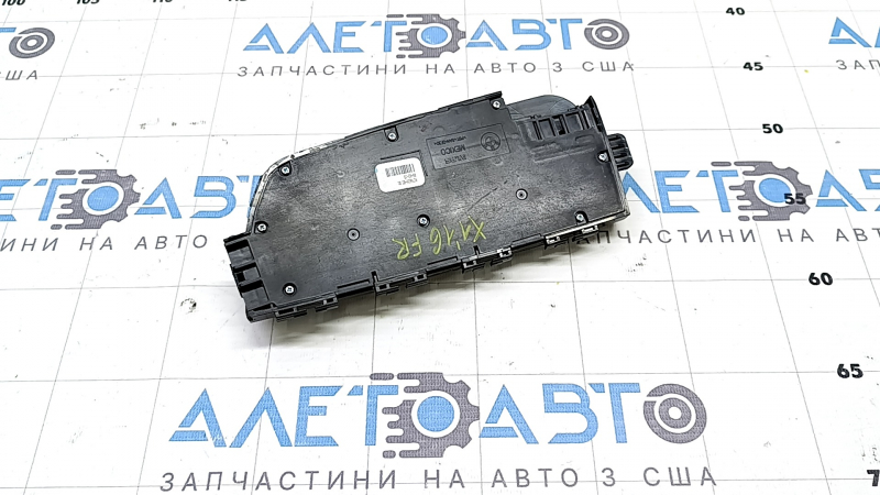 Управление пассажирским сидением BMW X1 F48 16-20 черное под поясничную подпорку и подкачку