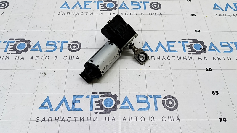 Деталь для регулировки сидений БМВ Х1 F48, вид с другого ракурса