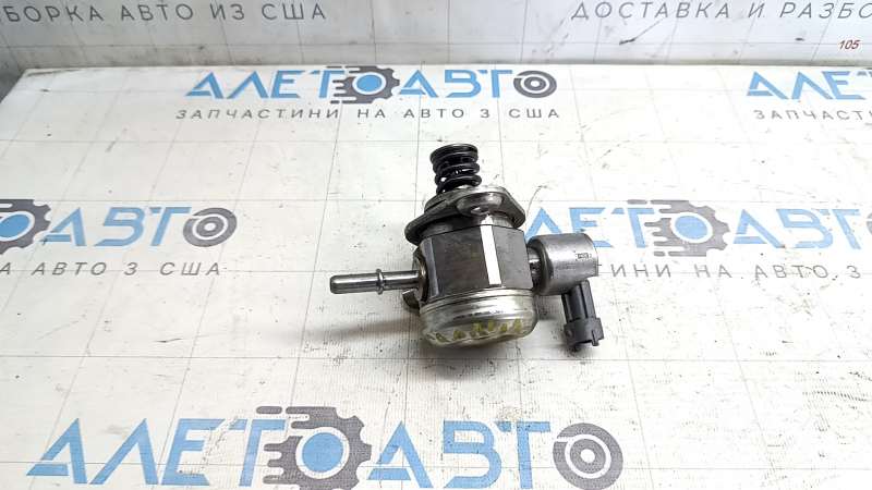 Топливный насос бензонасос высокого давления ТНВД Ford Escape MK3 13-16 2.0T