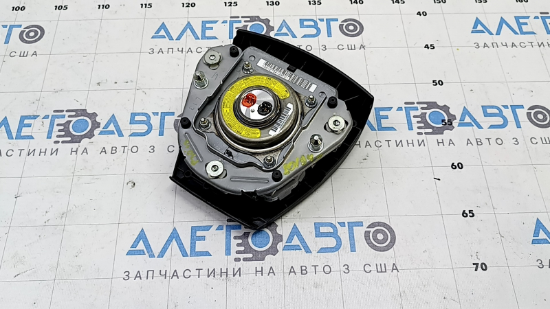 Подушка безопасности airbag в руль водительская Toyota Prius 30 10-15 черная, потерта