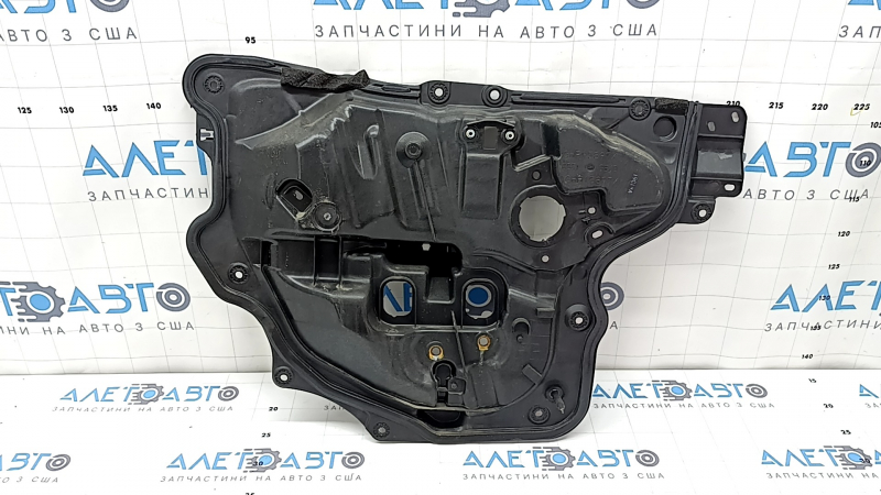 Панель двери внутренняя передней правой Mazda 6 18-21