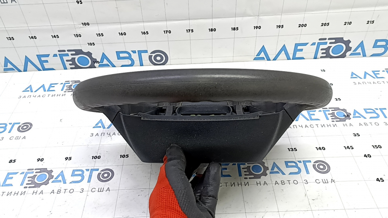 Руль голый Toyota Prius 30 10-15 резина, черный