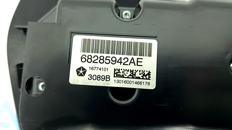 Управление климат-контролем Jeep Cherokee KL 19-23 auto, dual zone, тип 2