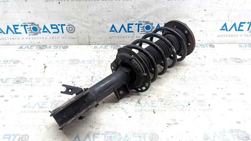 Стойка амортизатора в сборе передняя левая Ford Fusion mk5 13-20 1.5Т, 1.6Т, 2.0Т, 2.5
