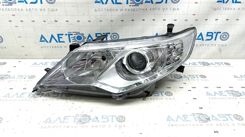 Фара передняя левая Toyota Camry 12-14 MANUAL белый отражатель