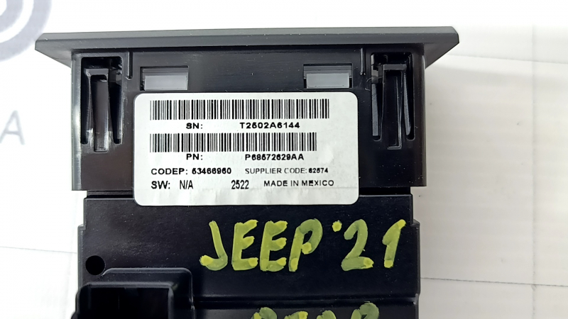 Usb Hub Jeep Grand Cherokee WL 22-26